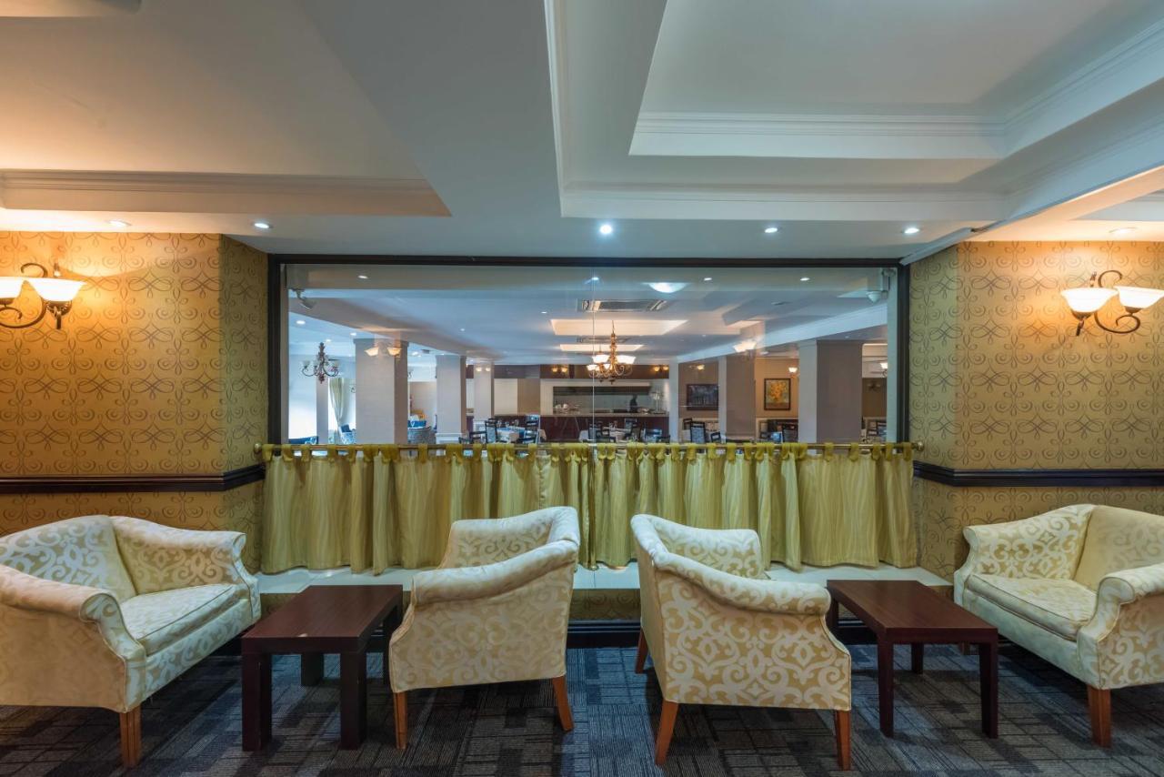 Sunbird Capital Hotel Lilongwe Exterior photo