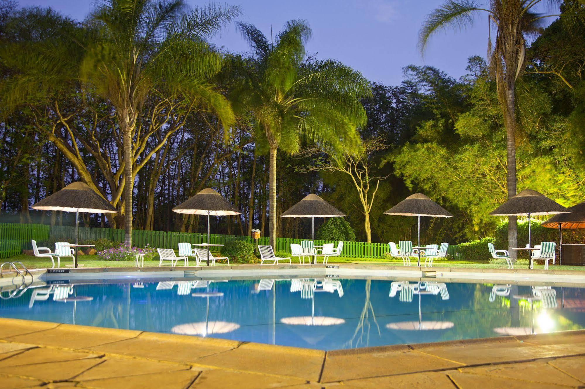 Sunbird Capital Hotel Lilongwe Exterior photo